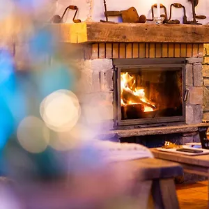 les-chalets-de-la-madeleine.hotels-rhonealpes.com/