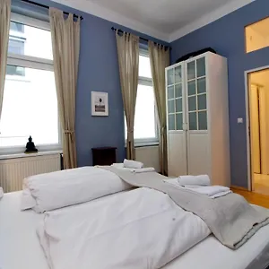 Apartment Classy In The Heart Of