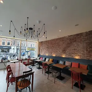hotel-heye-130.amsterdamhotelsnl.com/