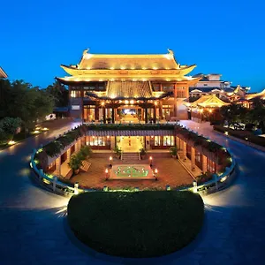 ***** Курортный комплекс Swissotel Yalong Bay Китай