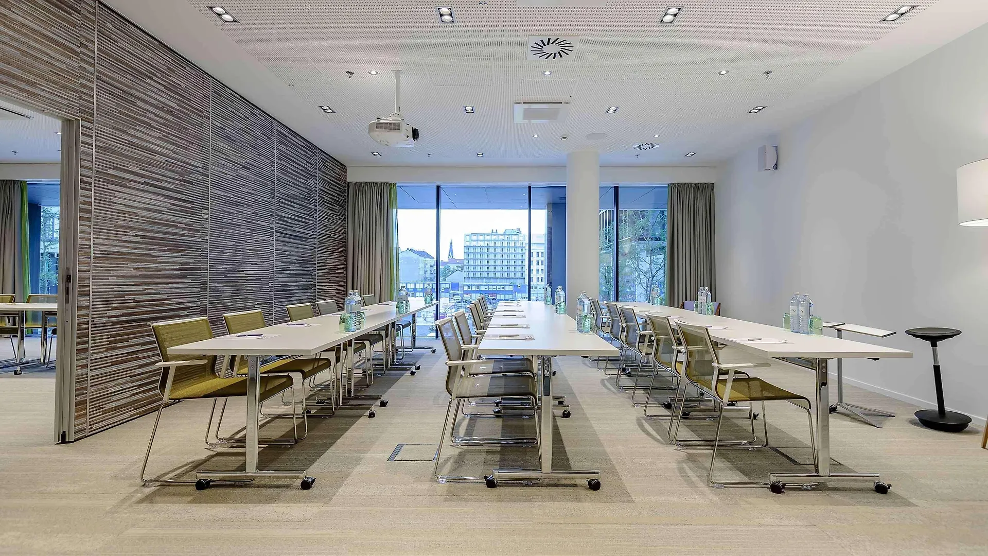 Novotel Wien Hauptbahnhof 4*, Vienna Austria