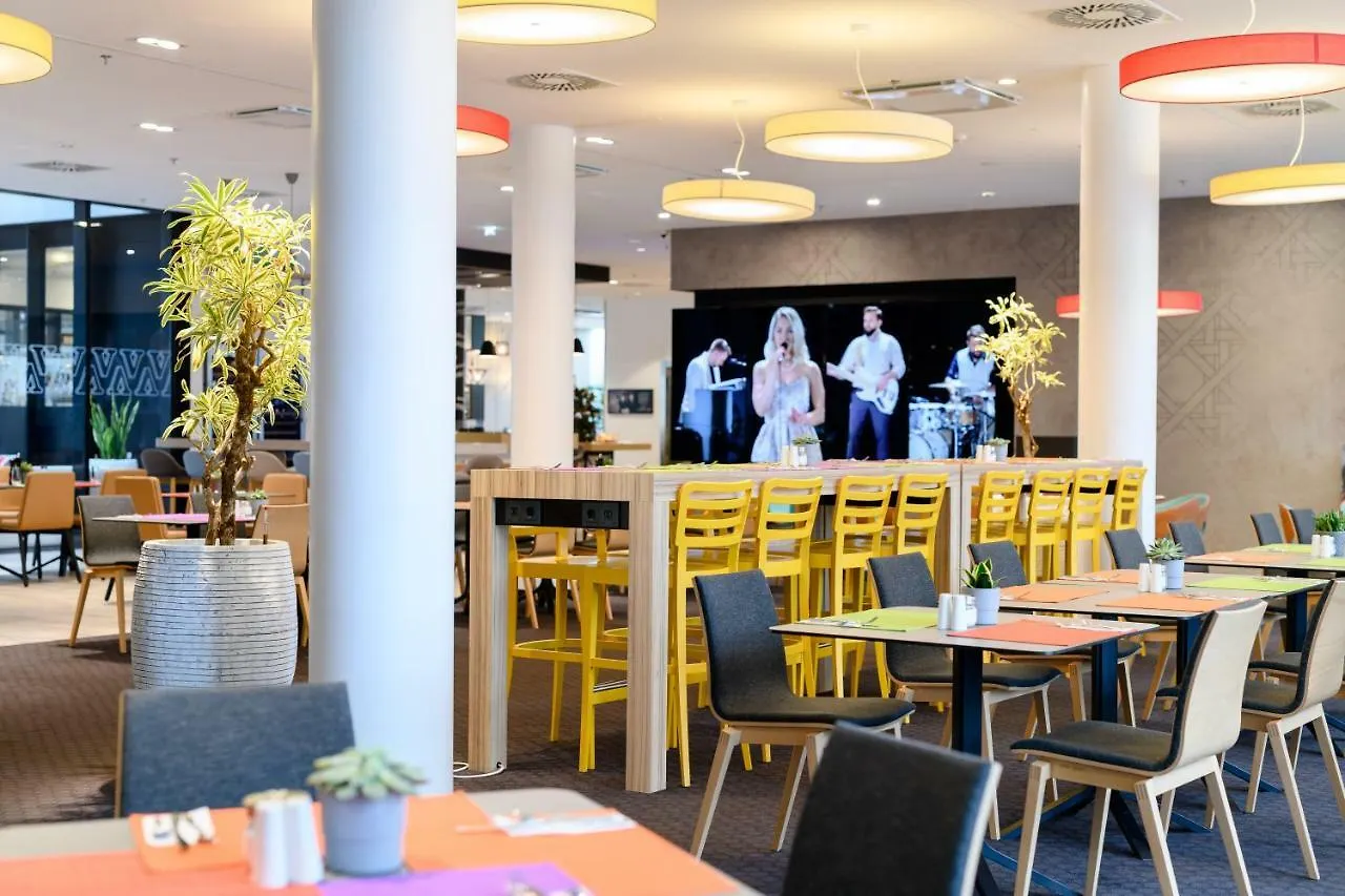Novotel Wien Hauptbahnhof 4*, Vienna Austria