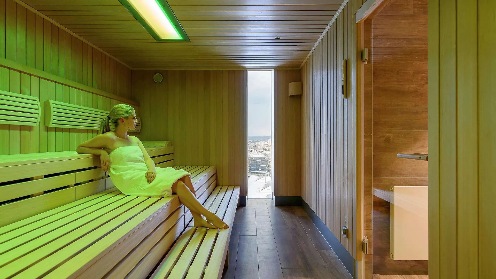 Novotel Wien Hauptbahnhof 4*,