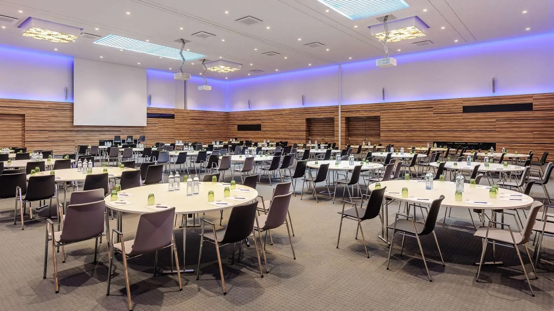 Novotel Wien Hauptbahnhof 4*, Vienna Austria